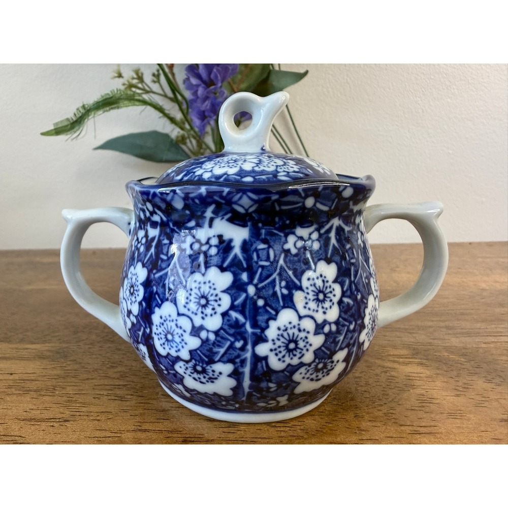 Vintage Gryphon Ware Blue White Floral Covered Sugar Bowl Porcelain China